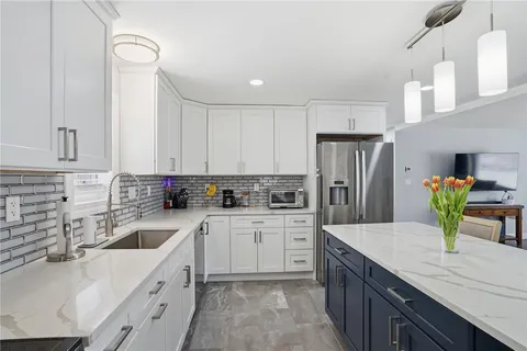 $424,900 | 5 State Street, Pawtucket, RI 02861