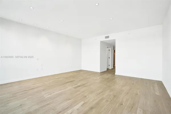 $16,500 | 10101 Collins Avenue, Unit 17A, Bal Harbour, FL 33154