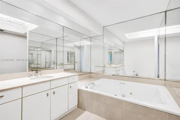 $16,500 | 10101 Collins Avenue, Unit 17A, Bal Harbour, FL 33154