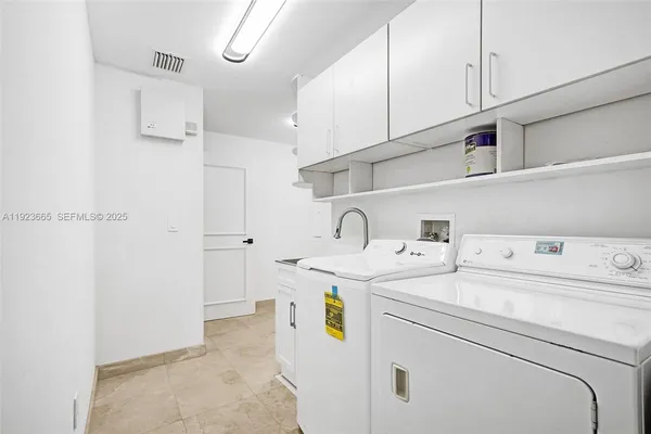 $16,500 | 10101 Collins Avenue, Unit 17A, Bal Harbour, FL 33154