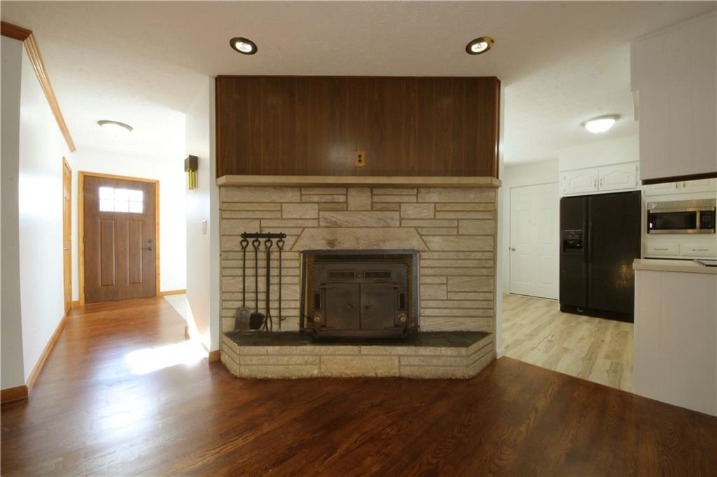 7050 Milhouse Road Indianapolis, IN 46221 - Photo 2 of 24