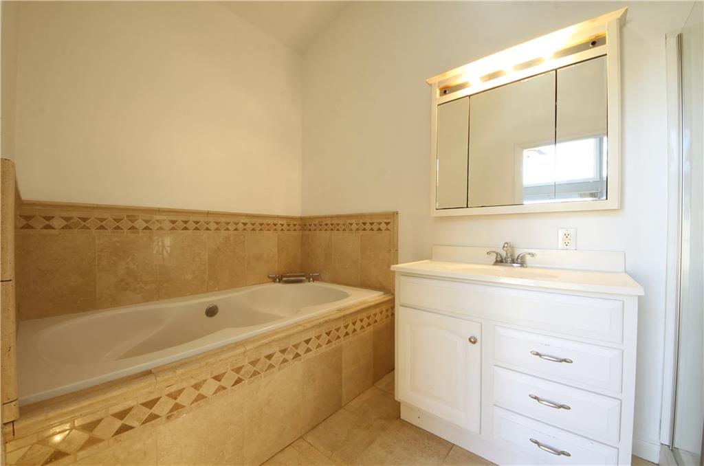 7050 Milhouse Road Indianapolis, IN 46221 - Photo 9 of 24