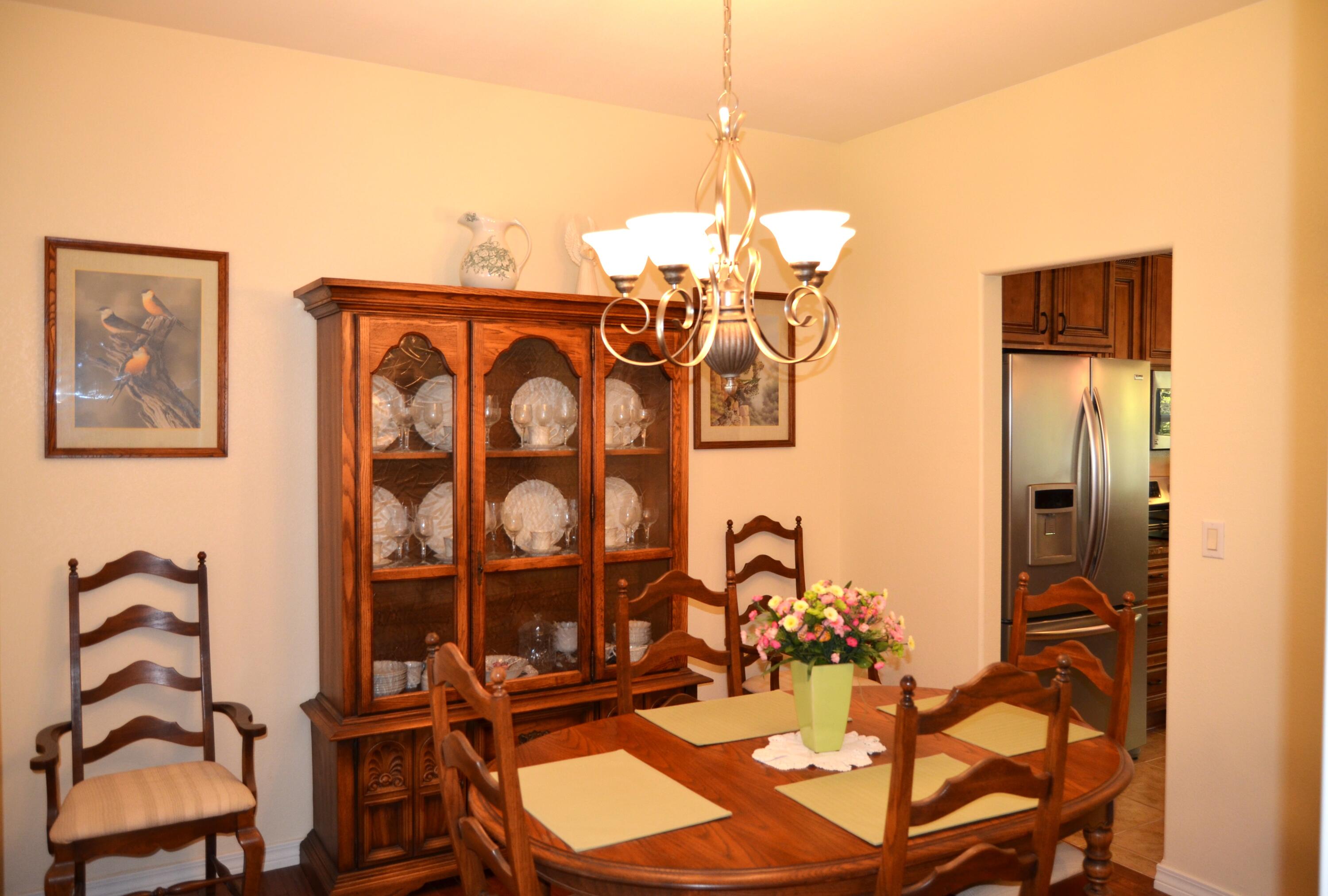 407 Millwood Drive Reeds Spring, MO 65737 - Photo 7 of 48 Formal Dining