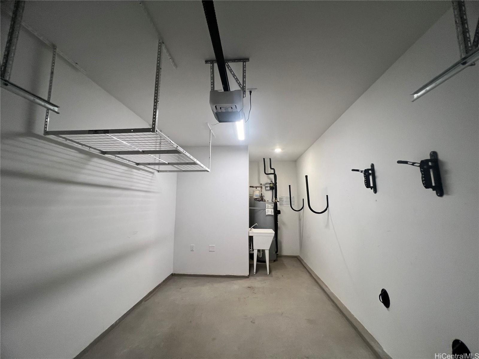 91-1640 Honouliuli Street, Unit 66 Ewa Beach, HI 96706 - Photo 19 of 20 a view of room