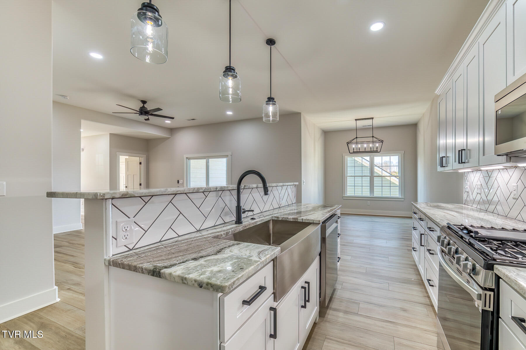 79 Slonaker Circle Jonesborough, TN 37659 - Photo 12 of 25 79 Slonaker Cir-28-2