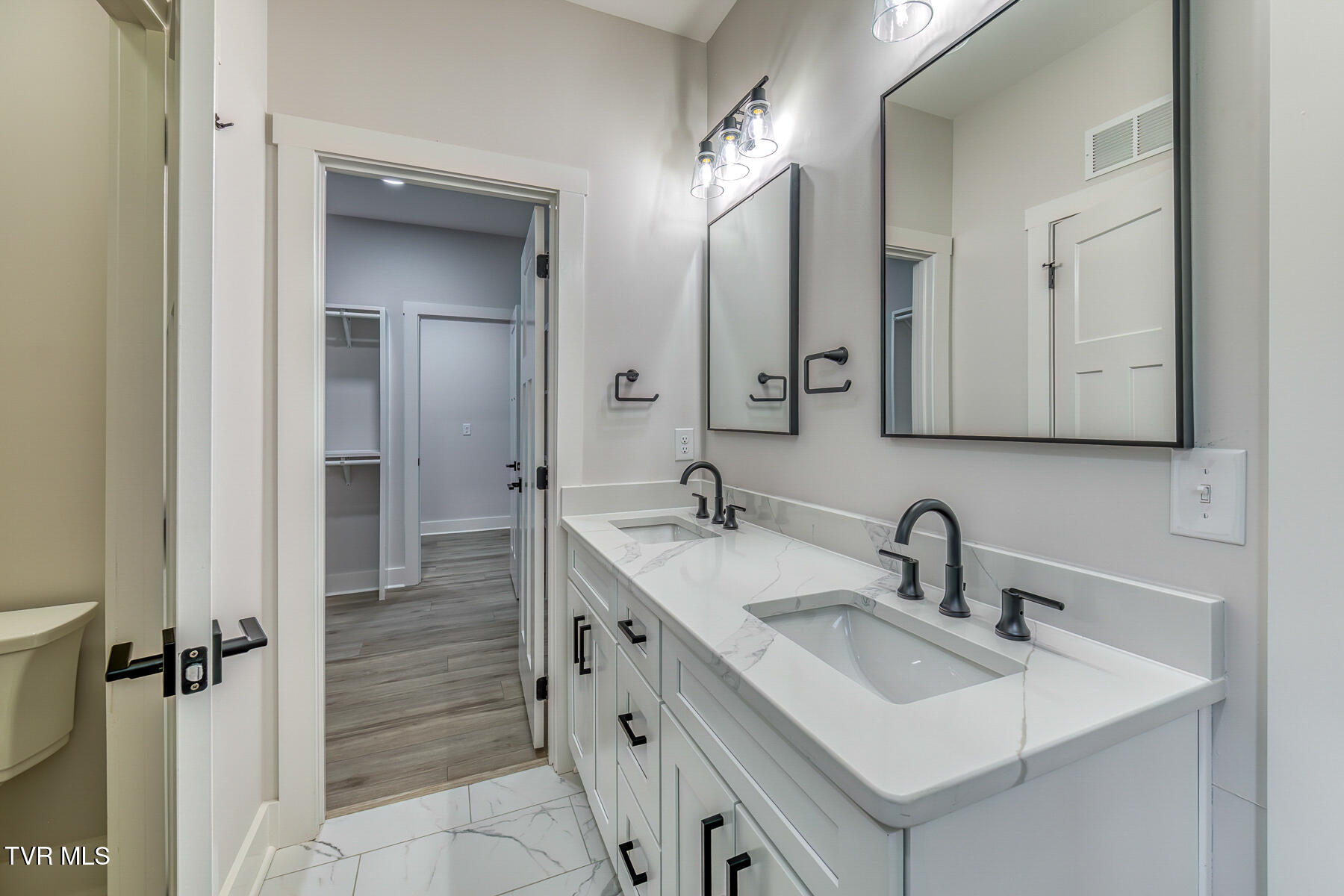 79 Slonaker Circle Jonesborough, TN 37659 - Photo 18 of 25 79 Slonaker Cir-39-2