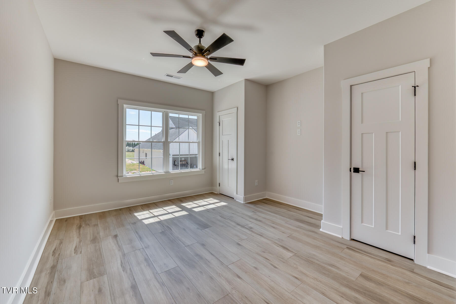 79 Slonaker Circle Jonesborough, TN 37659 - Photo 21 of 25 79 Slonaker Cir-14