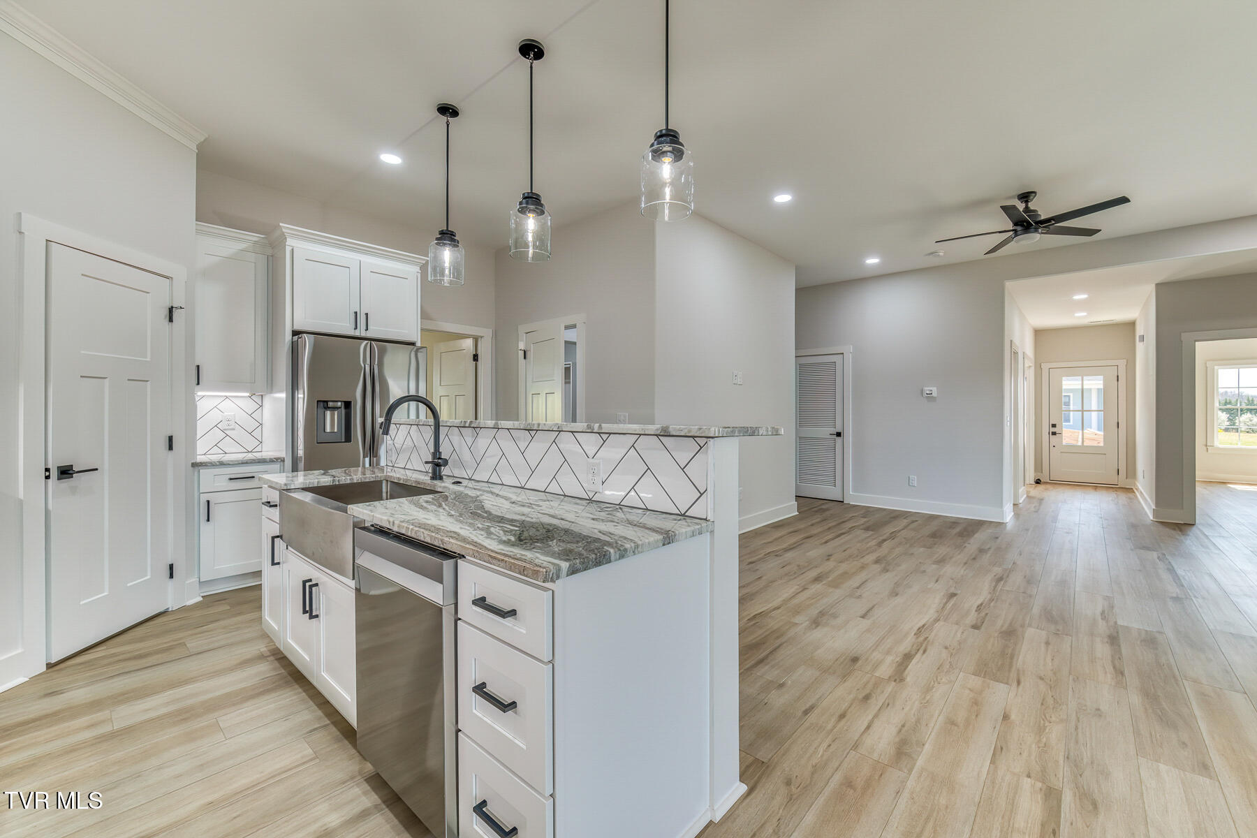 79 Slonaker Circle Jonesborough, TN 37659 - Photo 10 of 25 79 Slonaker Cir-25-2