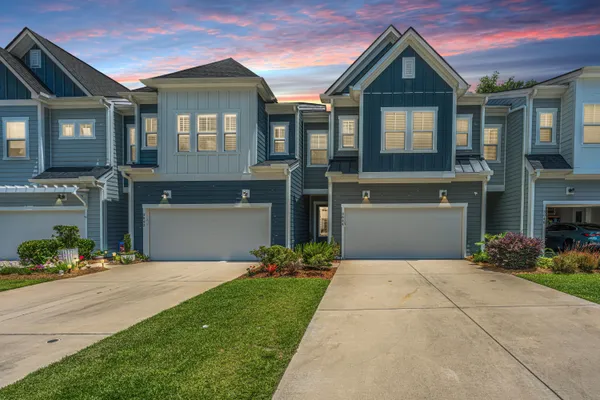 $649,900 | 3044 Emma Lane, Mount Pleasant, SC 29466