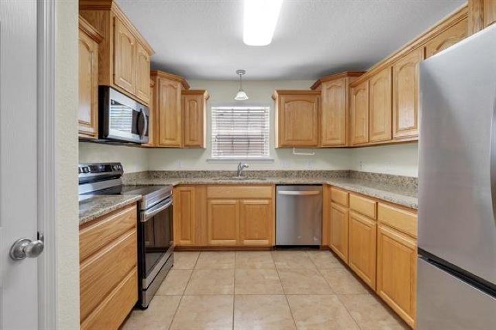 10737 Sycamore Ridge Lane Tallahassee, FL 32305 - Photo 9 of 15