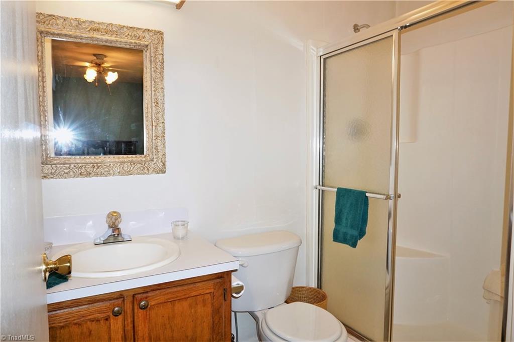 7246 Reynolda Road Pfafftown, NC 27040 - Photo 10 of 19 Gallery Image 10