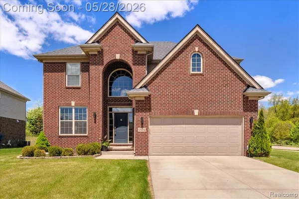 $625,000 | 2904 Secret Way, Walled Lake, MI 48390