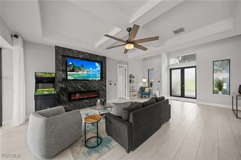 $600,000 | 1923 Southwest 8th Court, Cape Coral, FL 33991