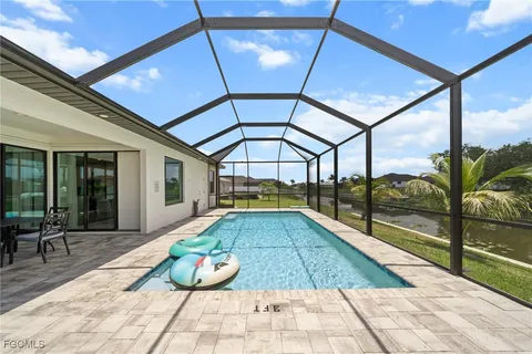 $600,000 | 1923 Southwest 8th Court, Cape Coral, FL 33991