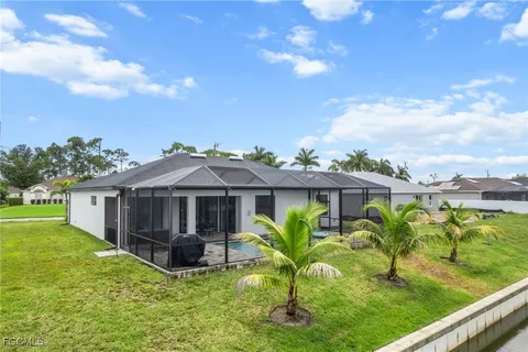 $600,000 | 1923 Southwest 8th Court, Cape Coral, FL 33991