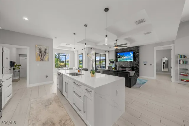 $600,000 | 1923 Southwest 8th Court, Cape Coral, FL 33991