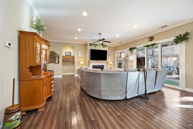 $899,000 | 398 Lake Bluff Drive, Bluffton, SC 29910