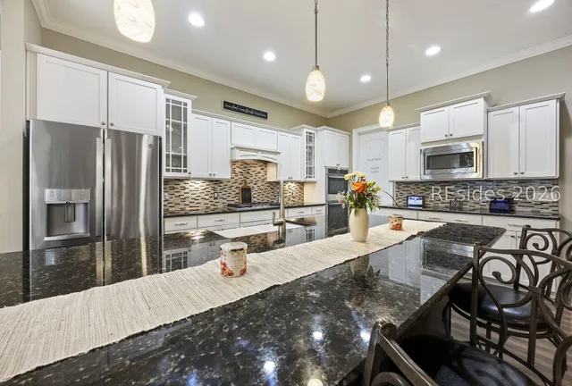 $899,000 | 398 Lake Bluff Drive, Bluffton, SC 29910