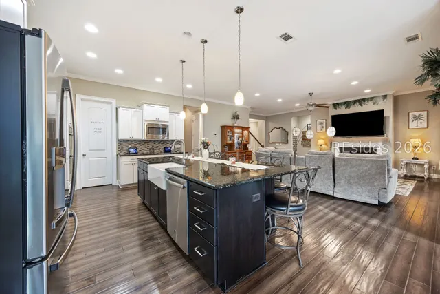 $899,000 | 398 Lake Bluff Drive, Bluffton, SC 29910