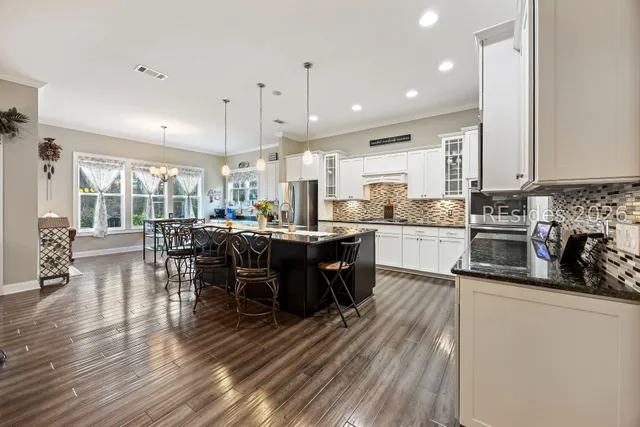 $899,000 | 398 Lake Bluff Drive, Bluffton, SC 29910