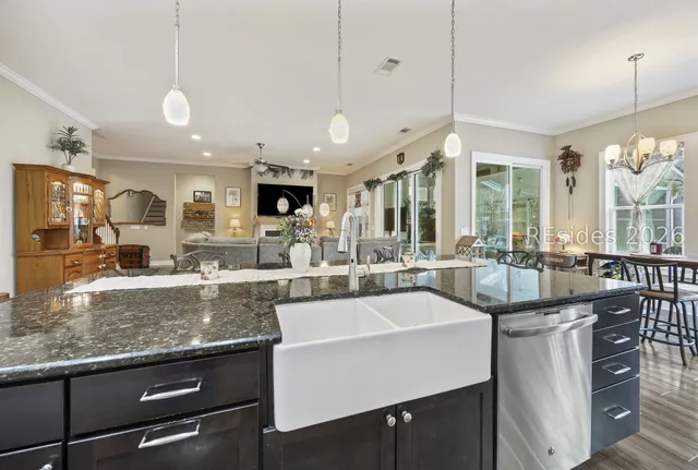 $899,000 | 398 Lake Bluff Drive, Bluffton, SC 29910