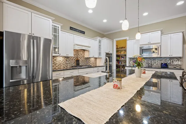 $899,000 | 398 Lake Bluff Drive, Bluffton, SC 29910