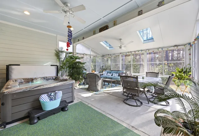 $899,000 | 398 Lake Bluff Drive, Bluffton, SC 29910