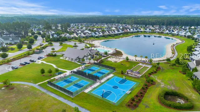 $899,000 | 398 Lake Bluff Drive, Bluffton, SC 29910