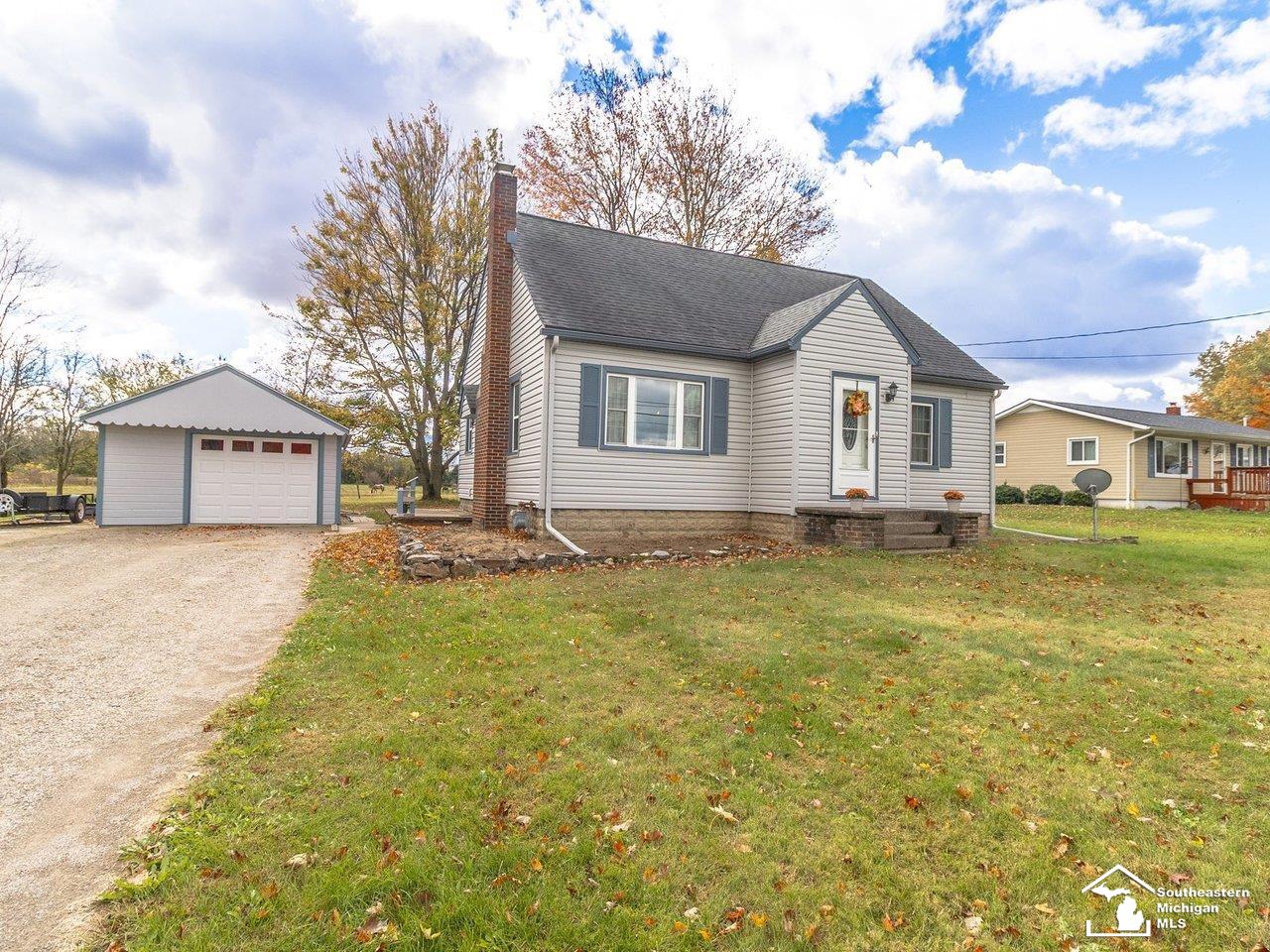 559 East Erie Road Temperance, MI 48182 - Photo 2 of 42