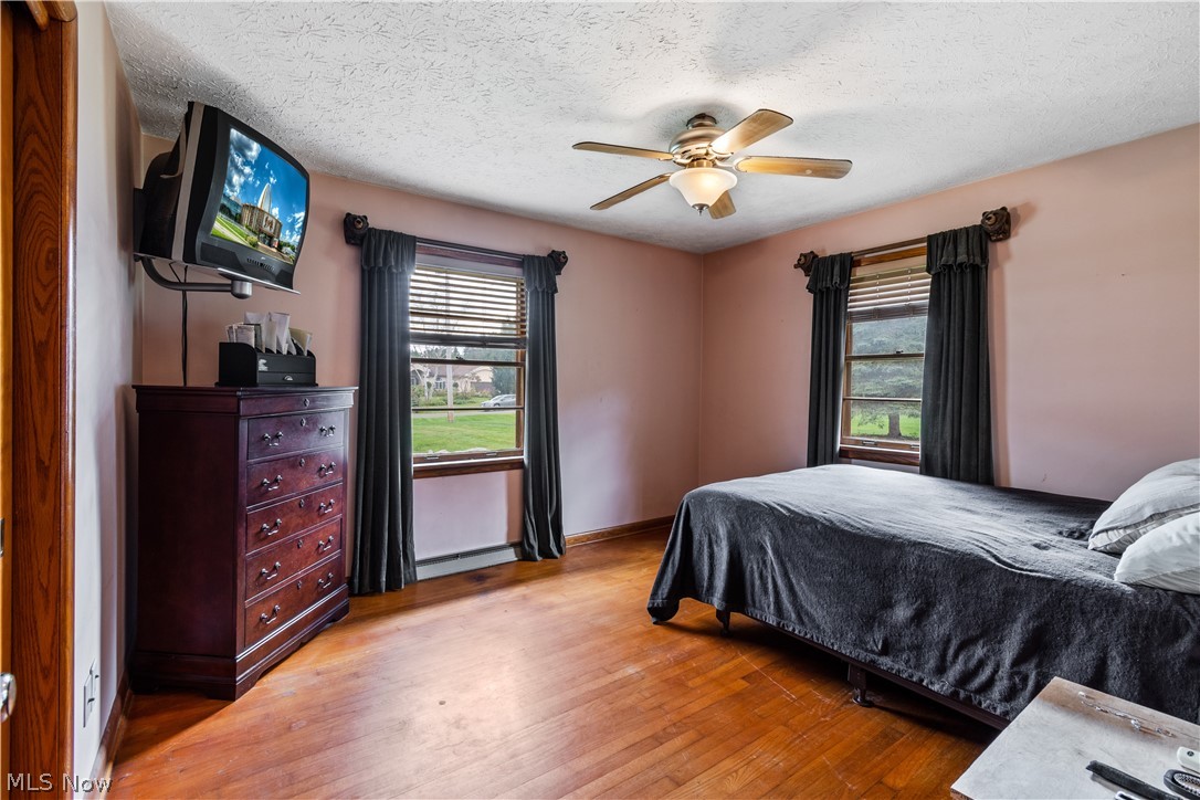 870 Mills Road Wadsworth, OH 44281 - Photo 12 of 33 Master Bedroom