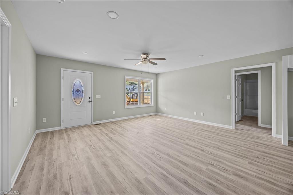 1700 Bringle Ferry Road Salisbury, NC 28146 - Photo 4 of 19 Living Room/Front Door