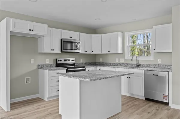 $272,900 | 1700 Bringle Ferry Road, Salisbury, NC 28146