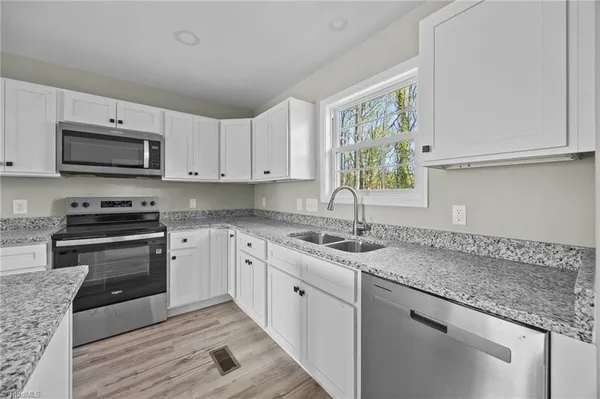 $272,900 | 1700 Bringle Ferry Road, Salisbury, NC 28146