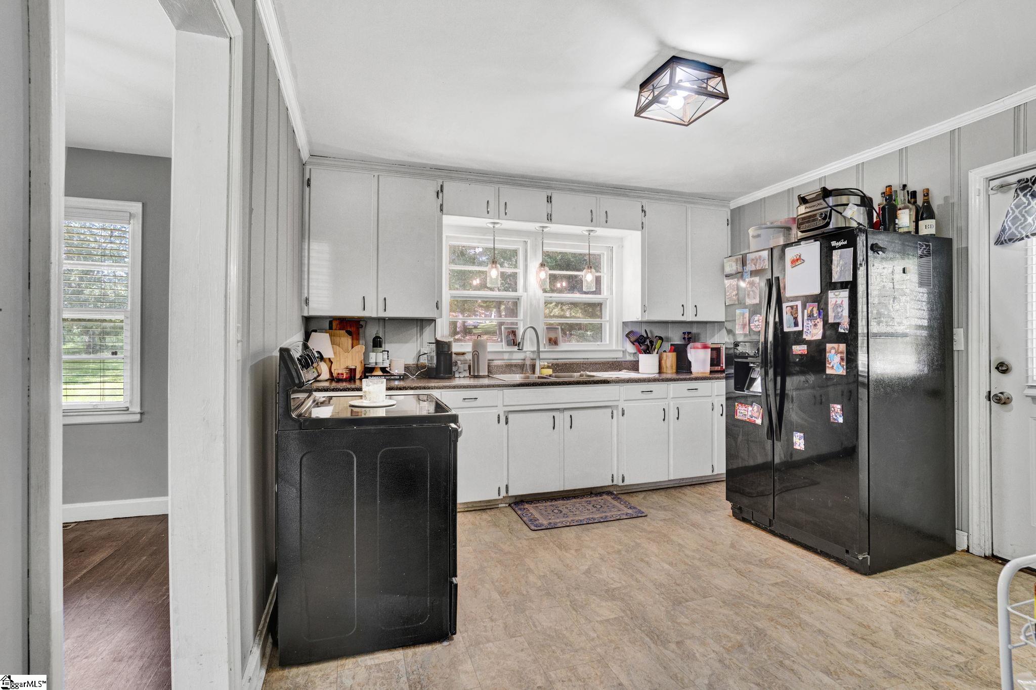 107 Forest Drive Laurens, SC 29360 - Photo 20 of 50