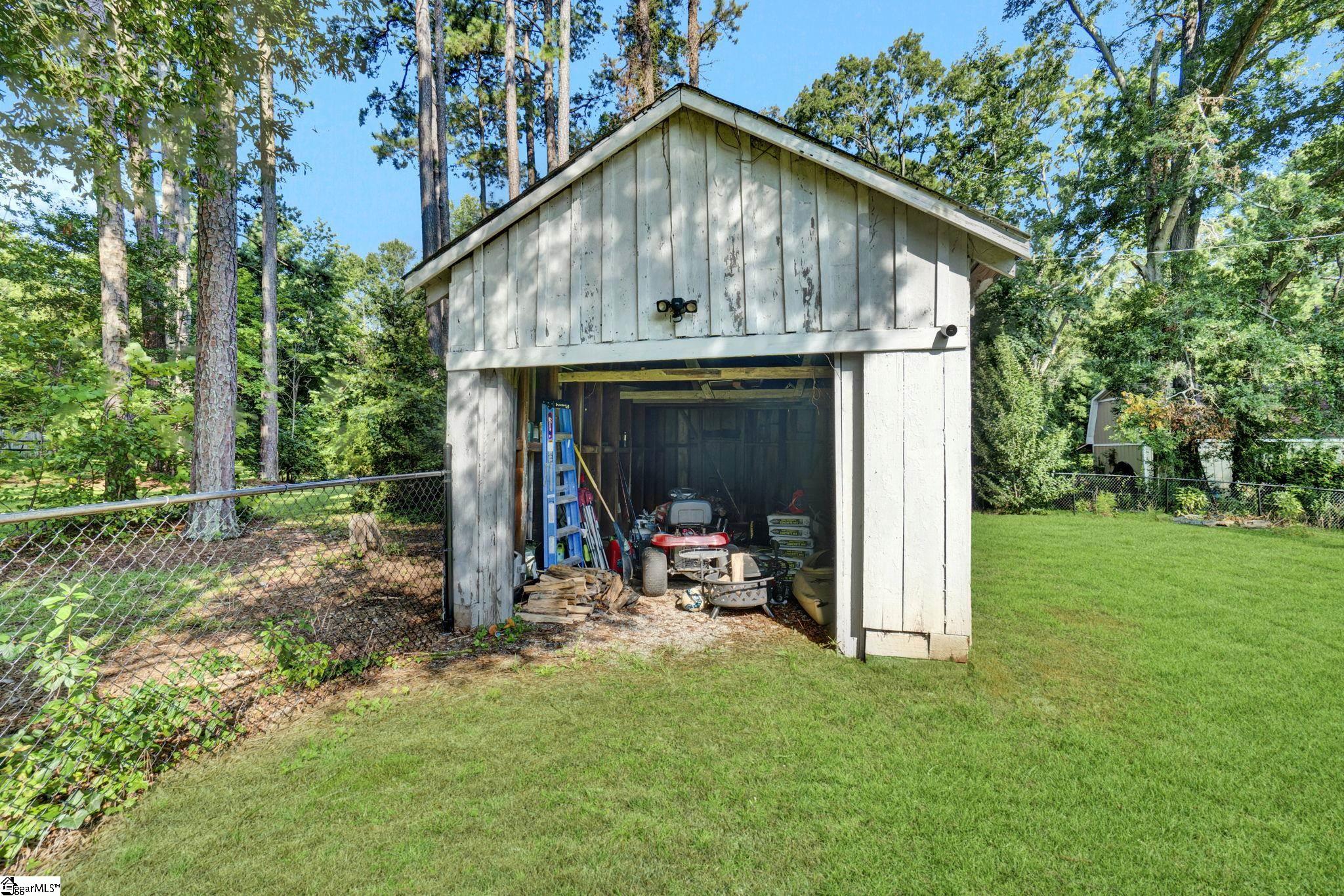 107 Forest Drive Laurens, SC 29360 - Photo 35 of 50