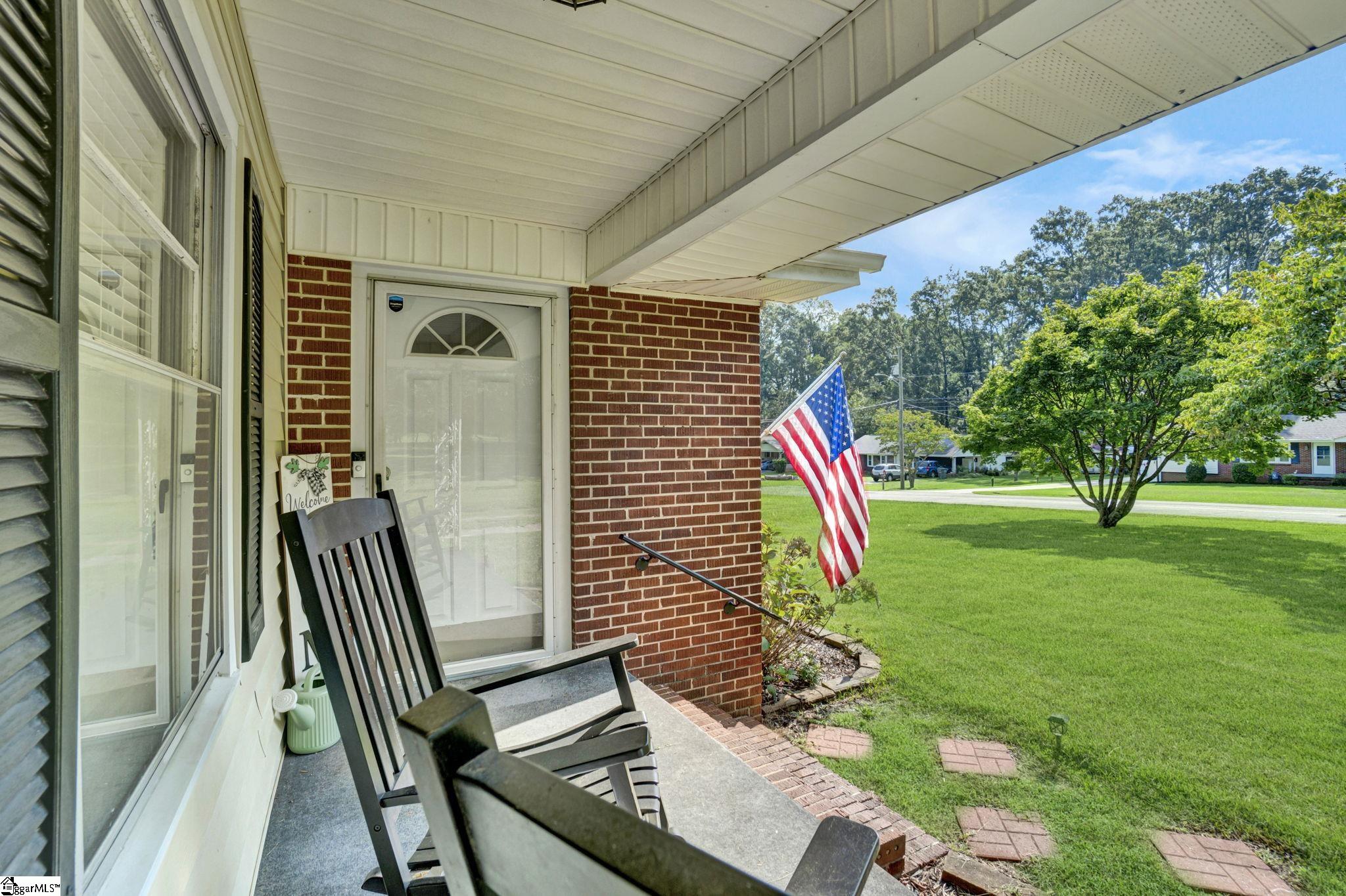 107 Forest Drive Laurens, SC 29360 - Photo 38 of 50