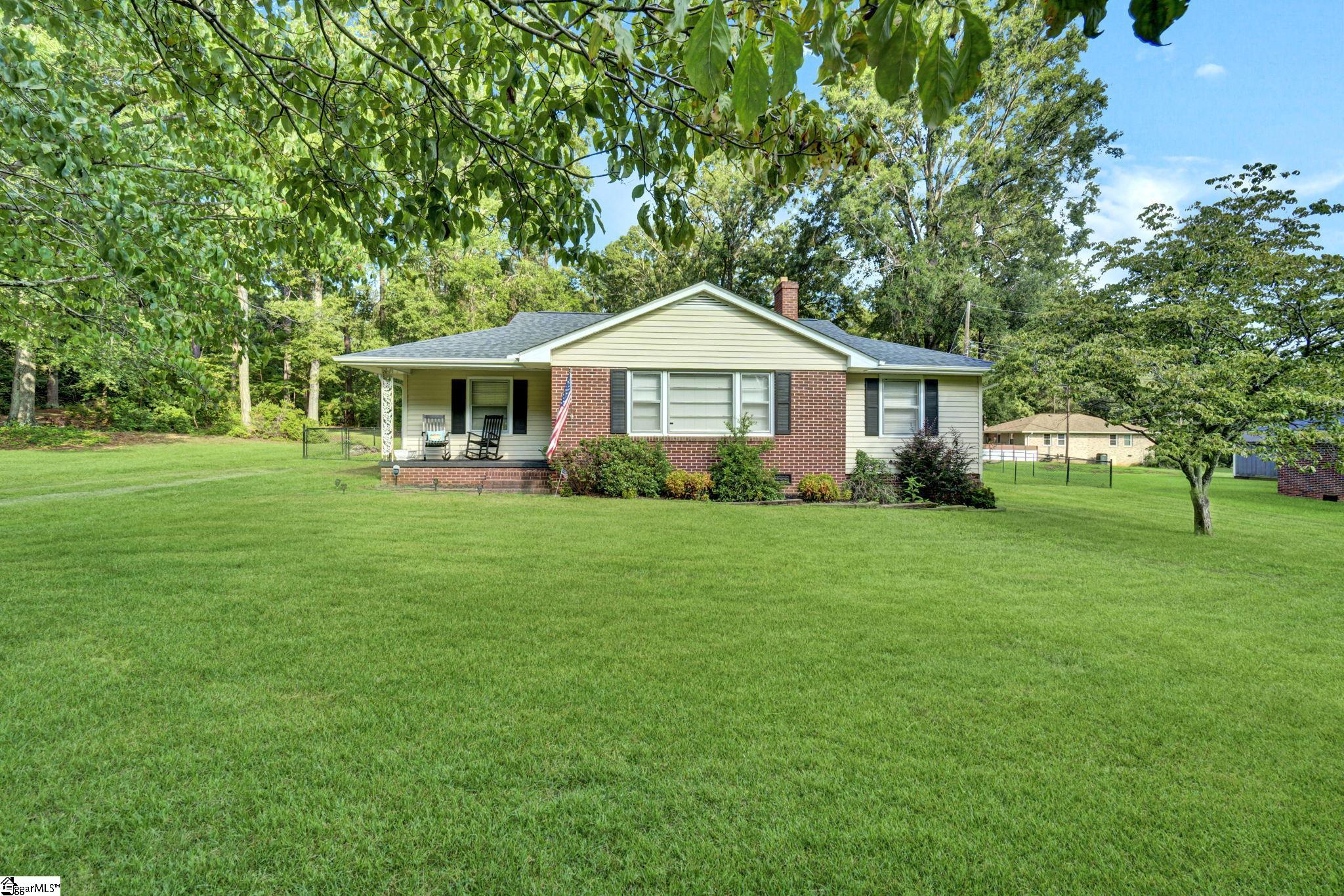 107 Forest Drive Laurens, SC 29360 - Photo 42 of 50