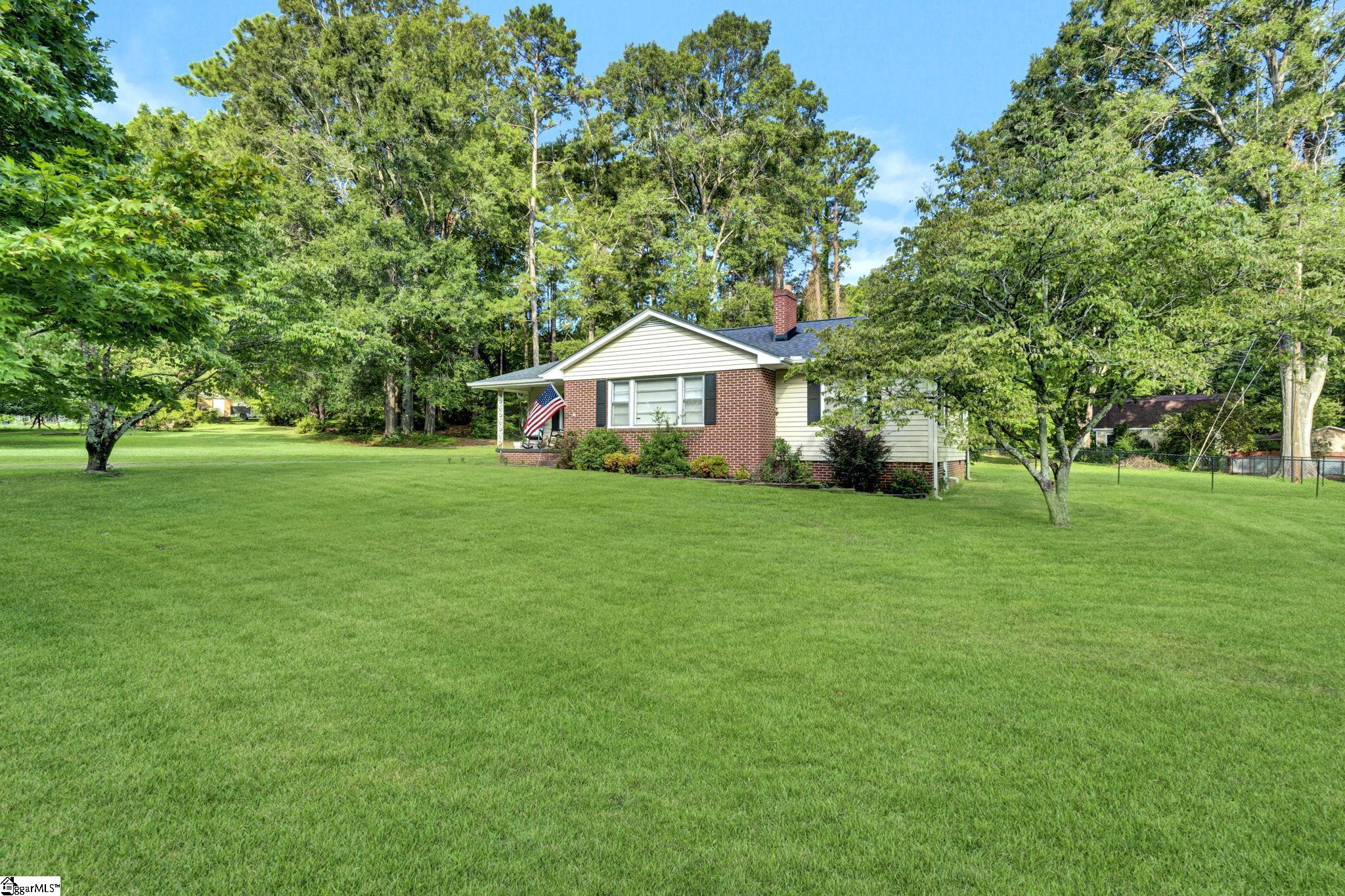 107 Forest Drive Laurens, SC 29360 - Photo 44 of 50
