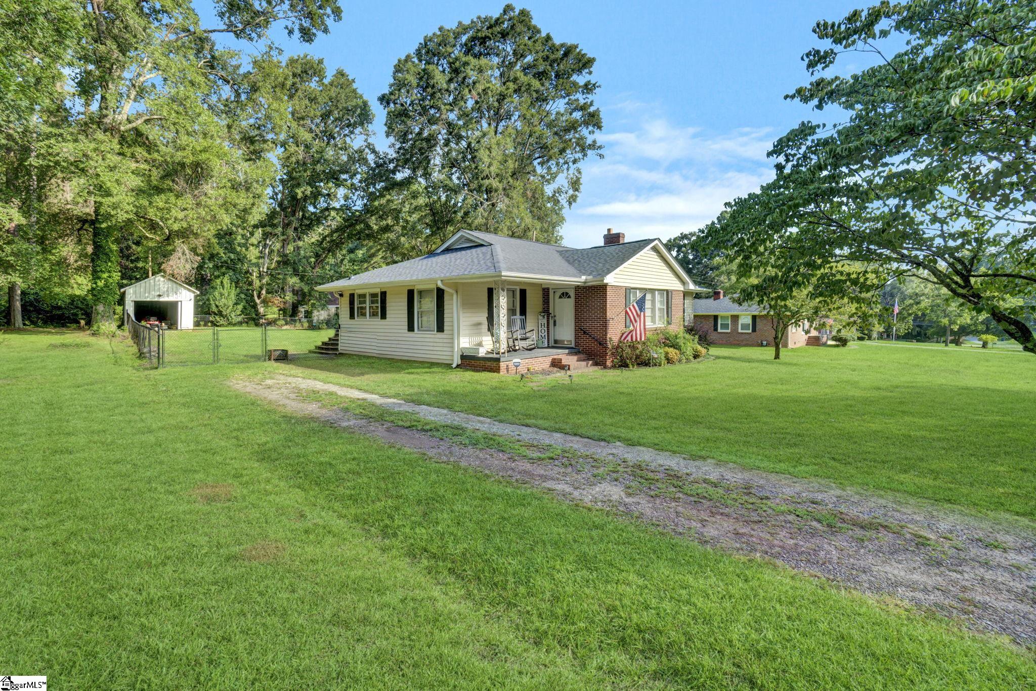 107 Forest Drive Laurens, SC 29360 - Photo 45 of 50