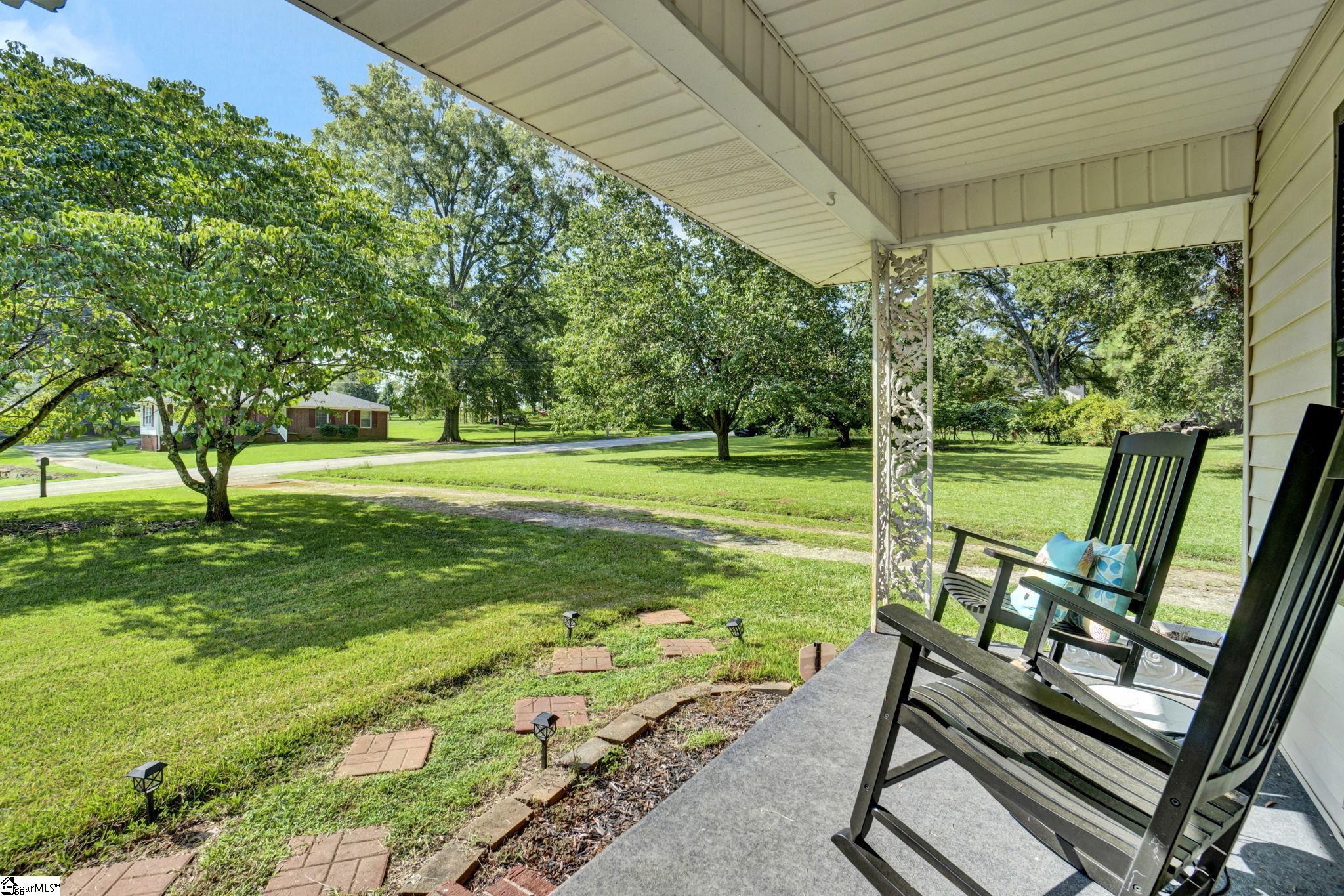 107 Forest Drive Laurens, SC 29360 - Photo 47 of 50