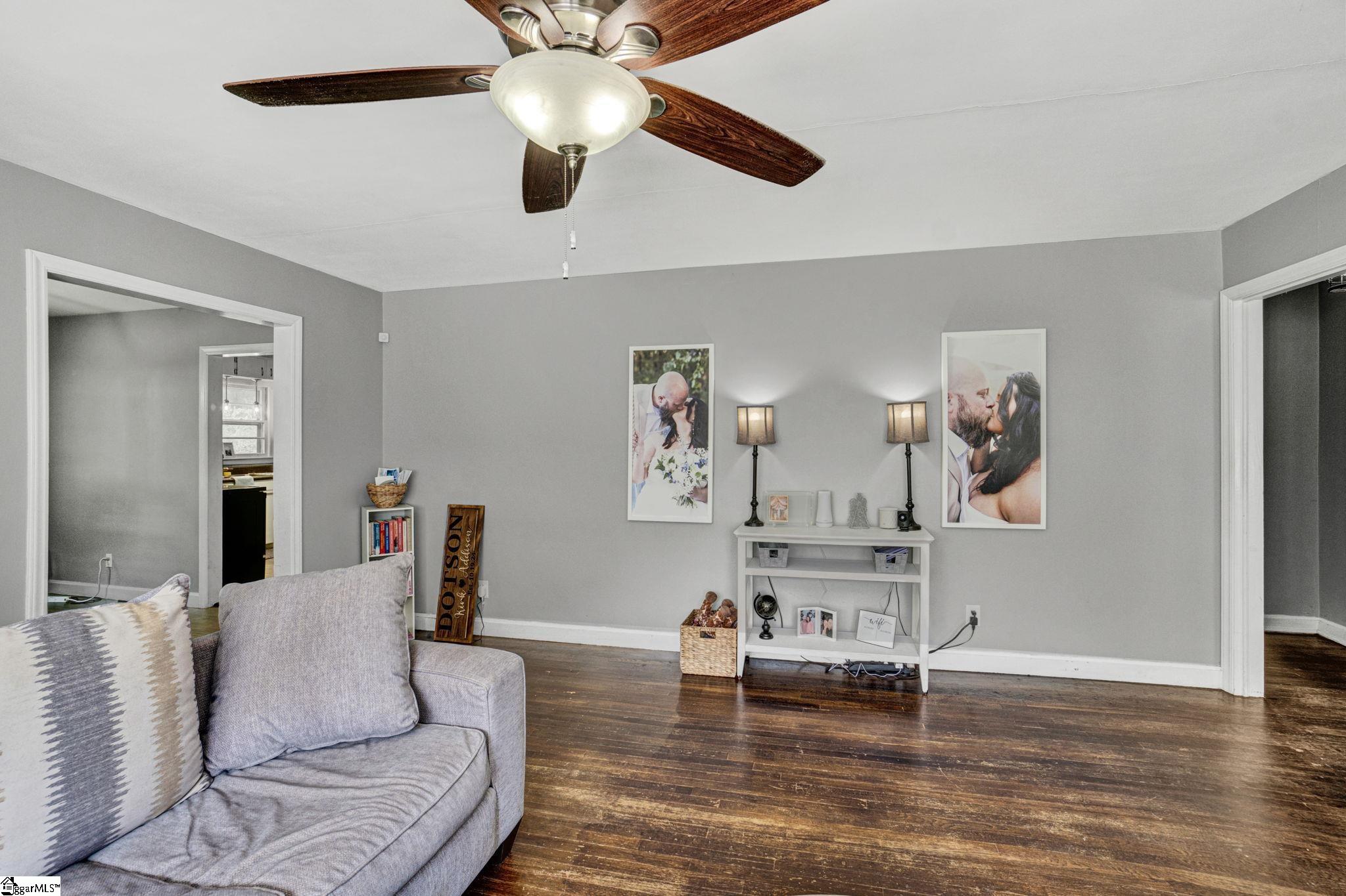 107 Forest Drive Laurens, SC 29360 - Photo 8 of 50