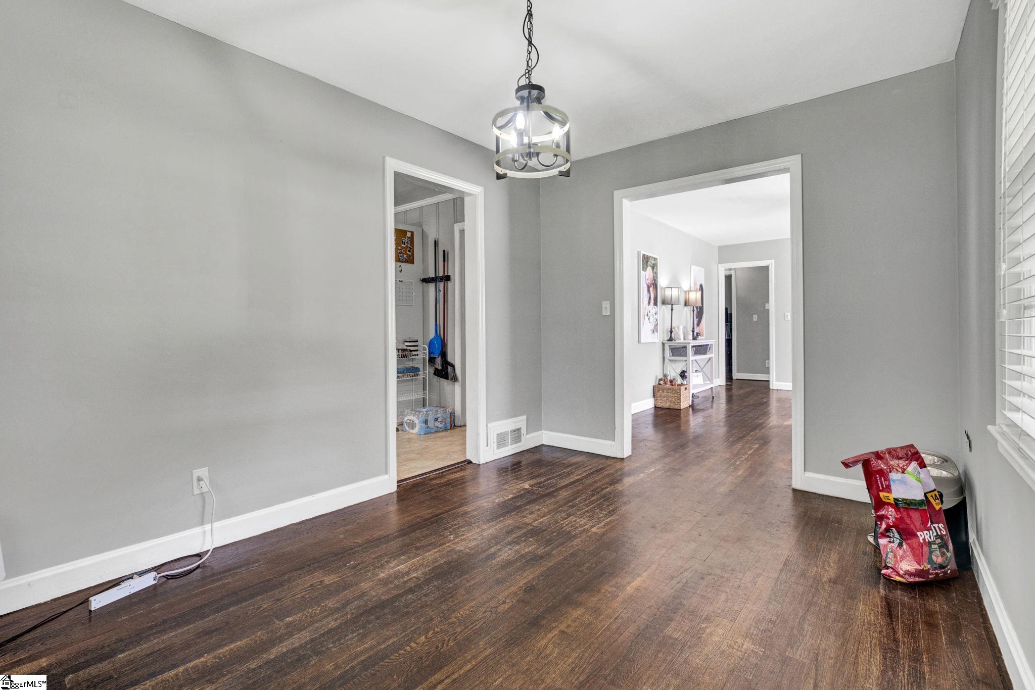 107 Forest Drive Laurens, SC 29360 - Photo 10 of 50