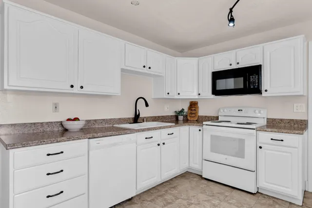 $570,000 | 4141 Rita Drive, Martinez, CA 94553