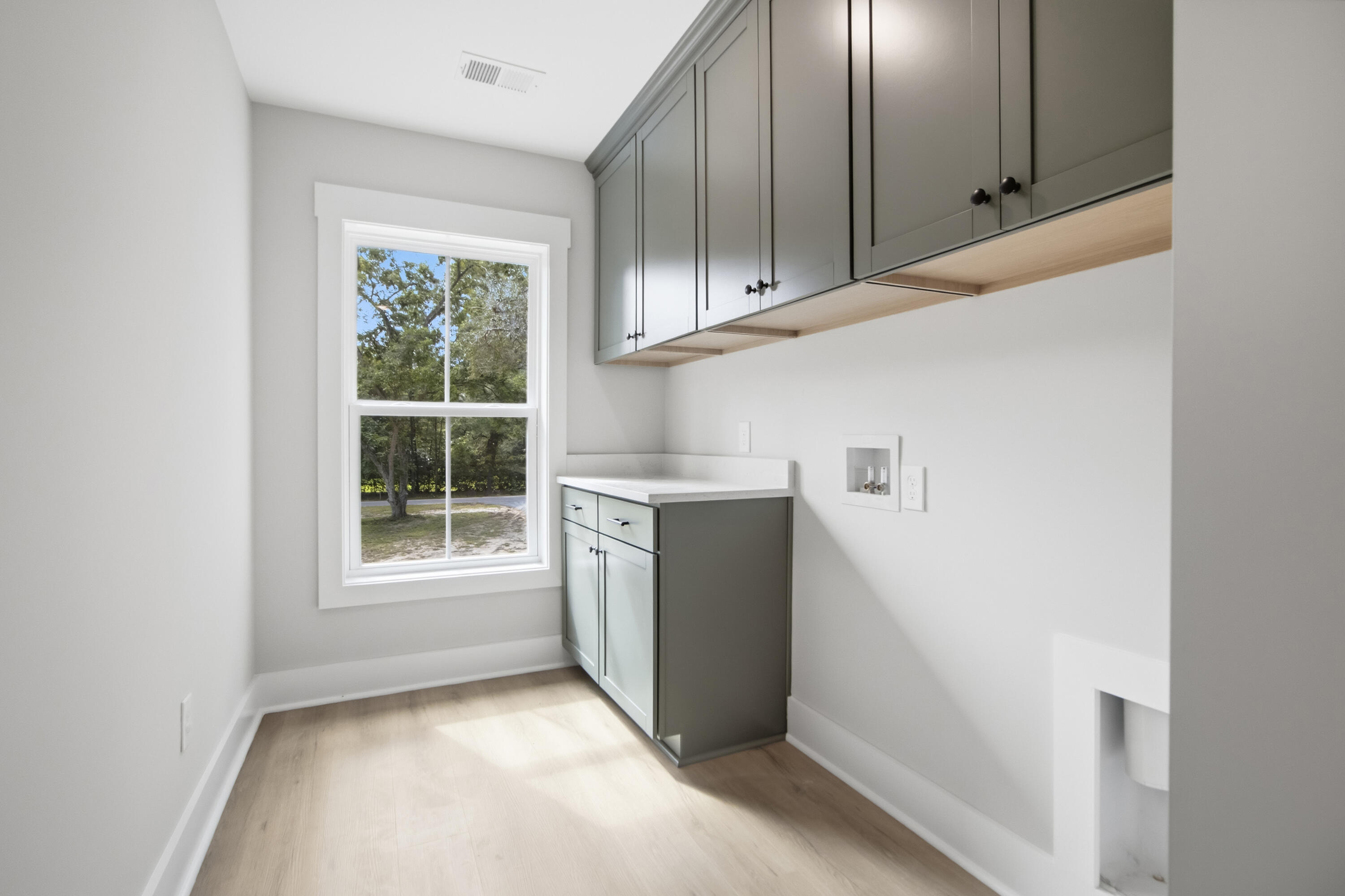 5972 Church Flats Road Meggett, SC 29449 - Photo 17 of 29 Laundry