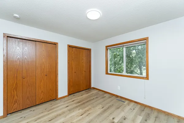 $2,100 | 3323 7th Street Northwest, Rochester, MN 55901