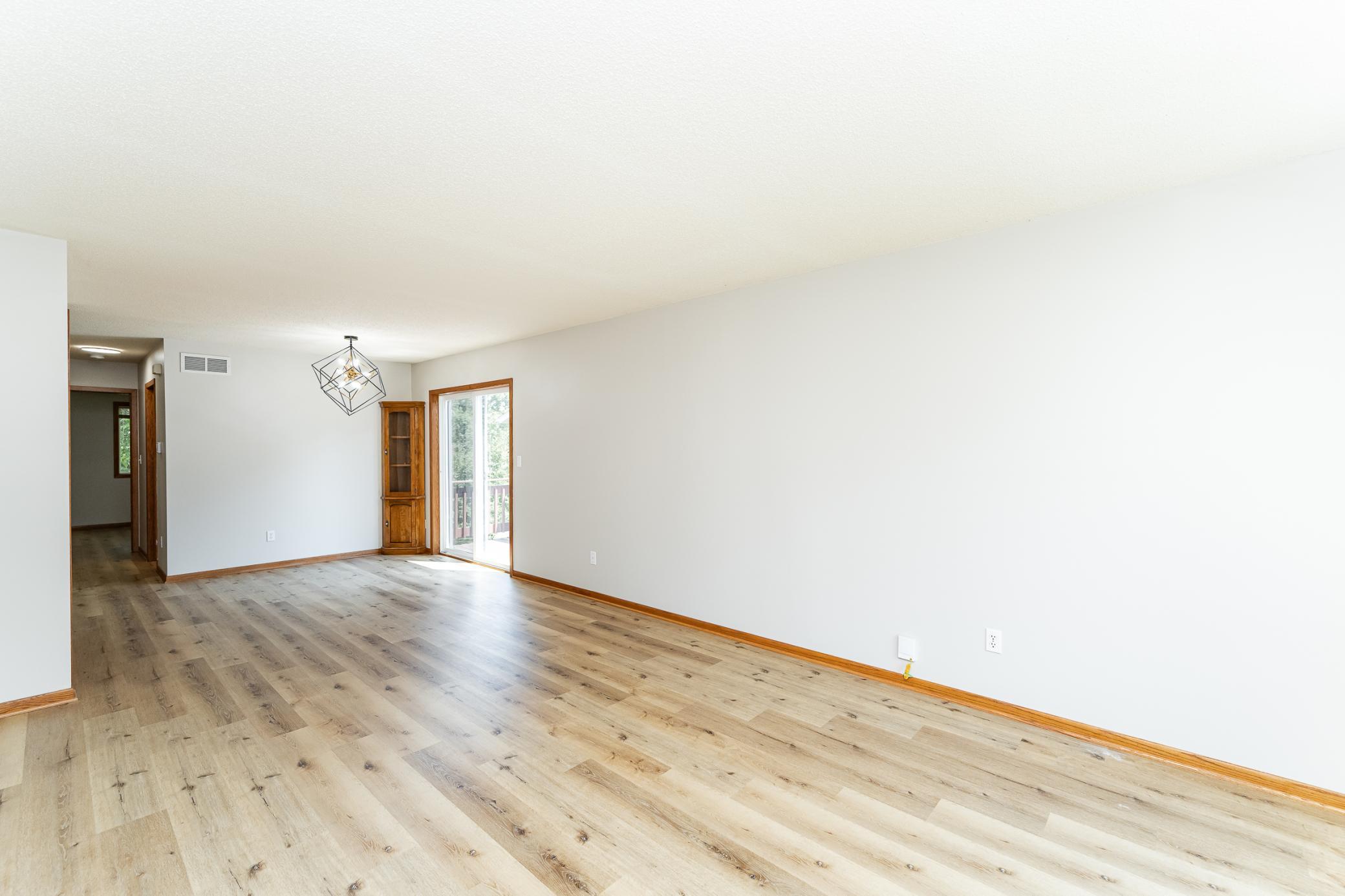 3323 7th Street Northwest Rochester, MN 55901 - Photo 2 of 30