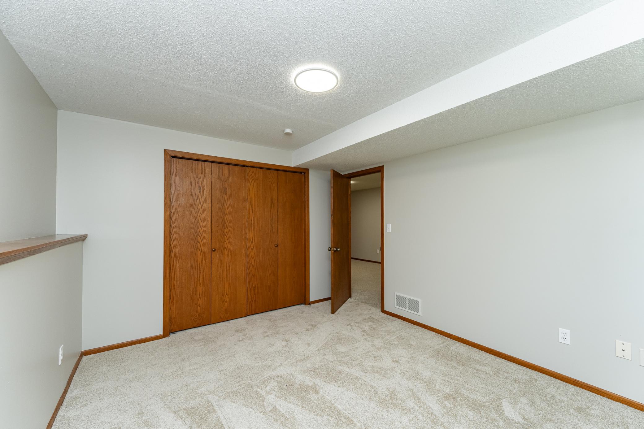 3323 7th Street Northwest Rochester, MN 55901 - Photo 21 of 30