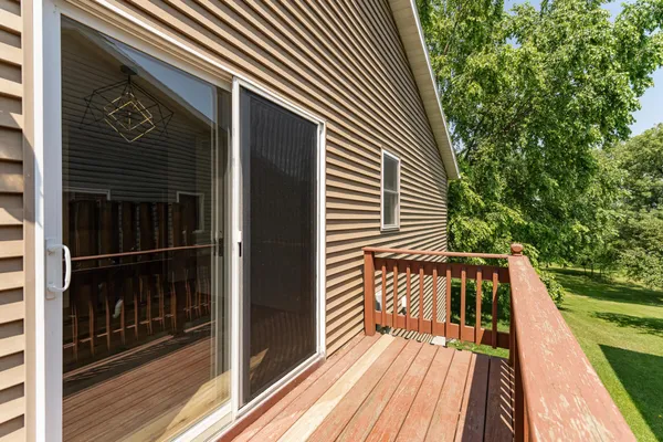 $2,100 | 3323 7th Street Northwest, Rochester, MN 55901