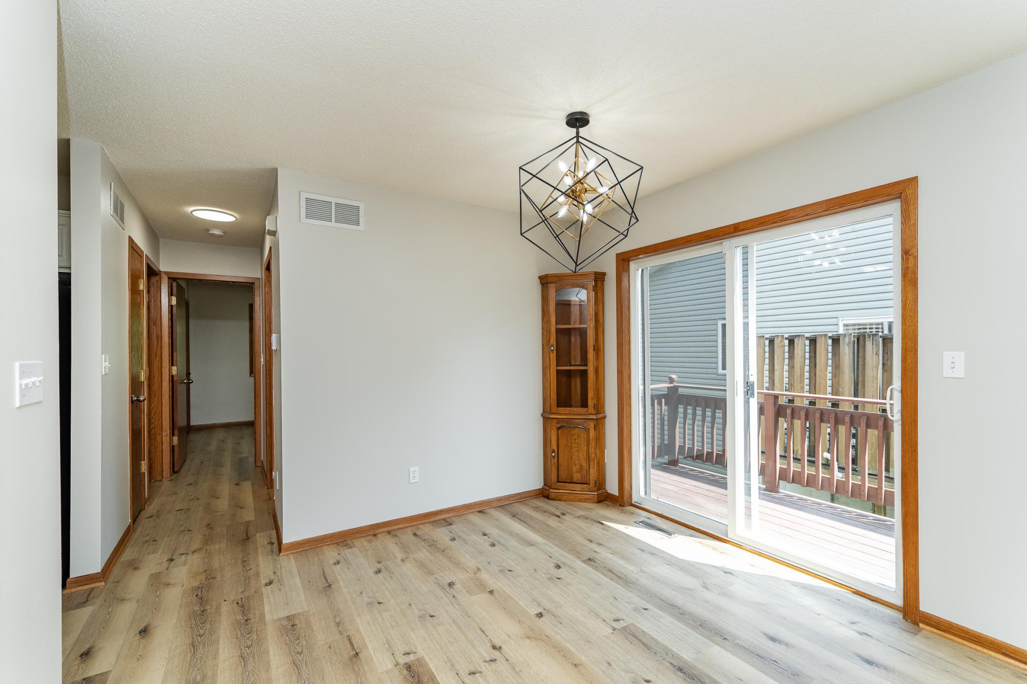 3323 7th Street Northwest Rochester, MN 55901 - Photo 5 of 30