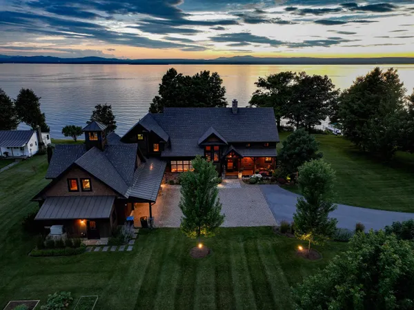 $4,250,000 | 571 West Shore Road, South Hero, VT 05486